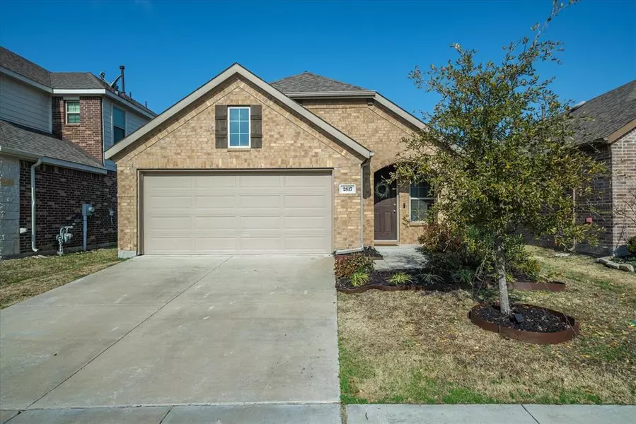 2817 Lenham Lane, Forney, TX 75126