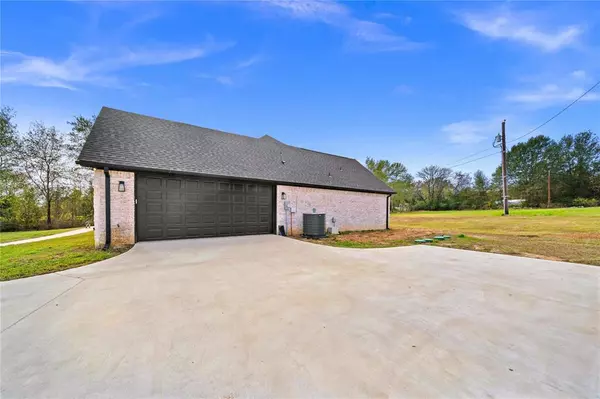 Tyler, TX 75704,10837 CR 429