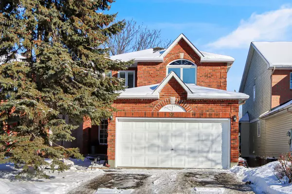 52 Sherring CRES, Kanata, ON K2K 2T1