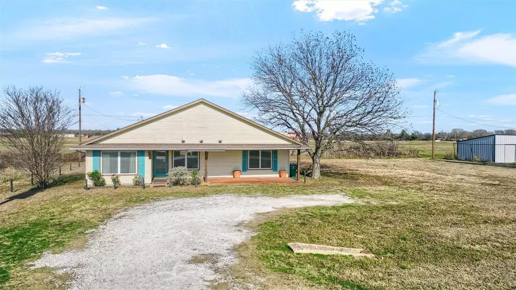 29311 US Highway 82, Whitesboro, TX 76273