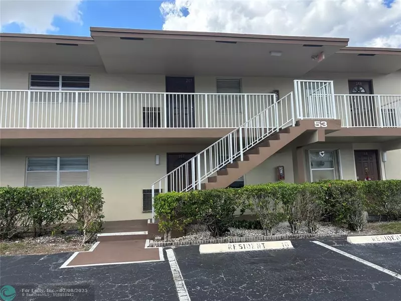 601 NW 78th Terrace  #107, Margate, FL 33063