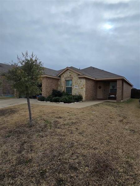 2431 Anton Drive, Forney, TX 75126