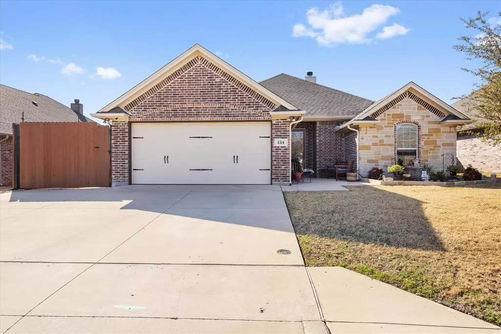 Granbury, TX 76049,134 Donna Circle