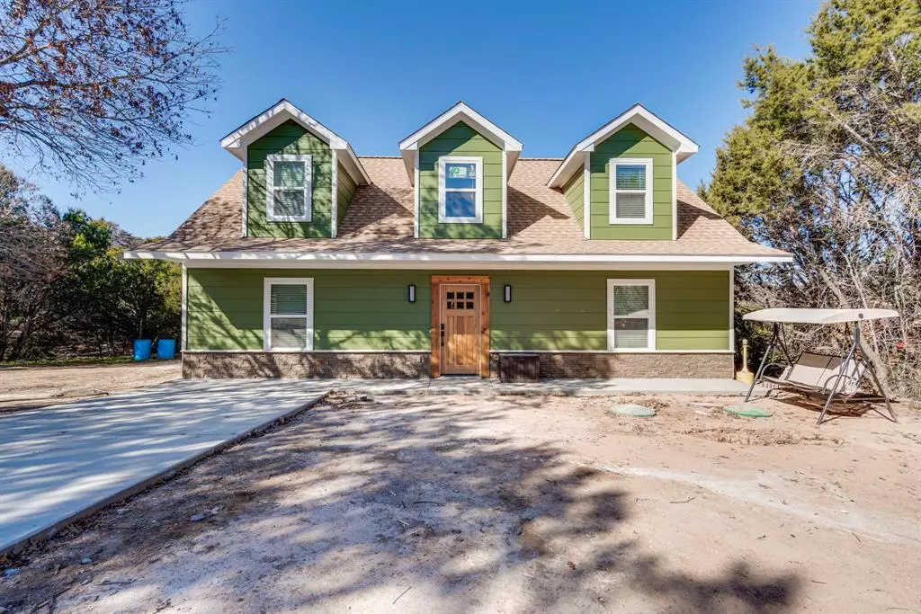 Granbury, TX 76048,1021 Comanche Cove Drive