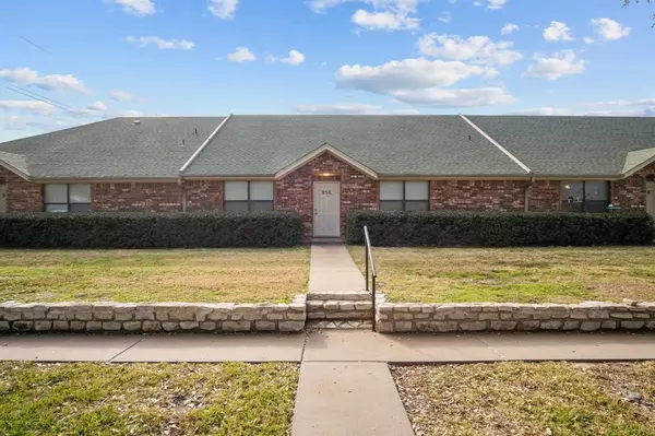 Weatherford, TX 76086,938 Austin Court