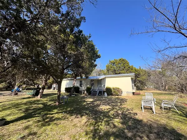 Kopperl, TX 76652,116 Public Road 1210