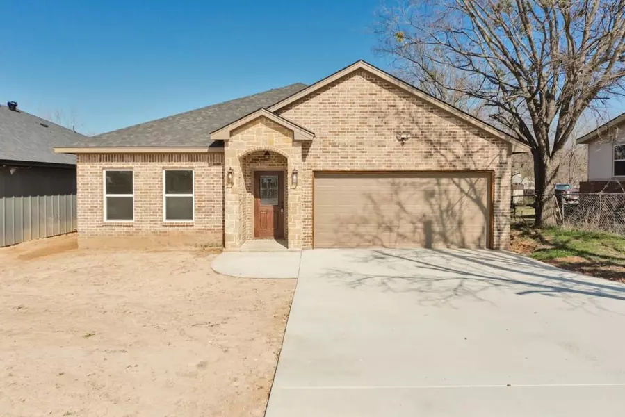 1407 Irvin Street, Bridgeport, TX 76426