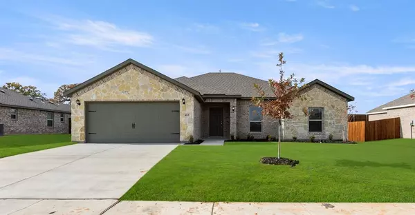 Azle, TX 76020,413 Falcon Way