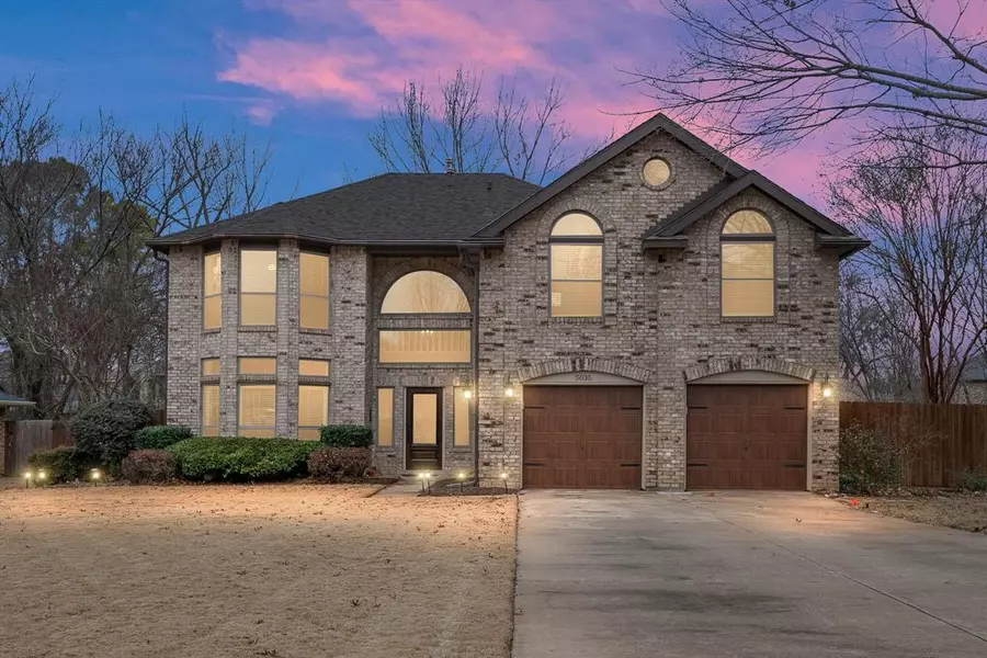 5035 Creekwood Drive, Flower Mound, TX 75028