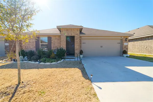 16609 White Fish Lane, Justin, TX 76247