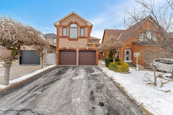 Mississauga, ON L5V 1V8,5737 Mersey ST