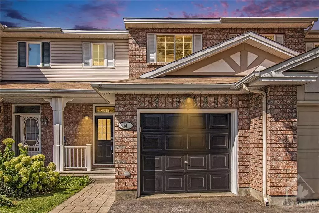 Kanata, ON K2M 2P3,51 SUNNYBROOKE DR