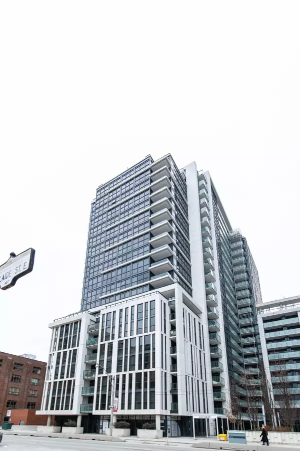 400 Adelaide AVE E #2104, Toronto C08, ON M5A 4S3