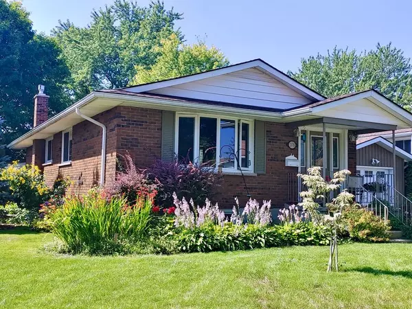 105 Dixon RD, Stratford, ON N5A 6X9