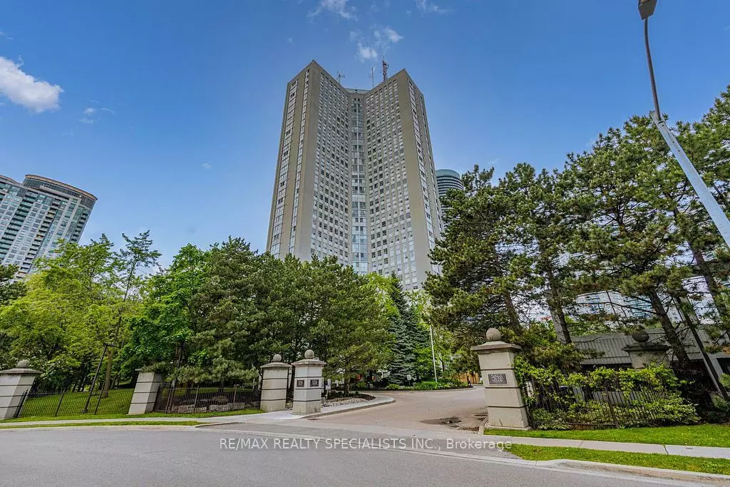 Mississauga, ON L5A 4A1,3650 Kaneff CRES #2301