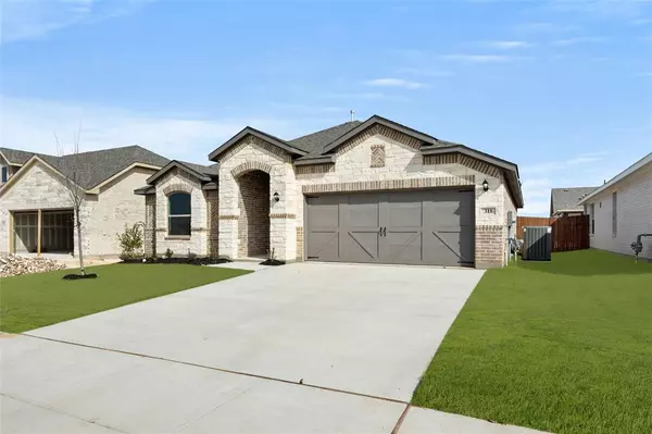 Cleburne, TX 76033,318 Camryn Way