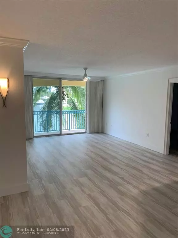 201 Golden Isles Dr  #202, Hallandale Beach, FL 33009