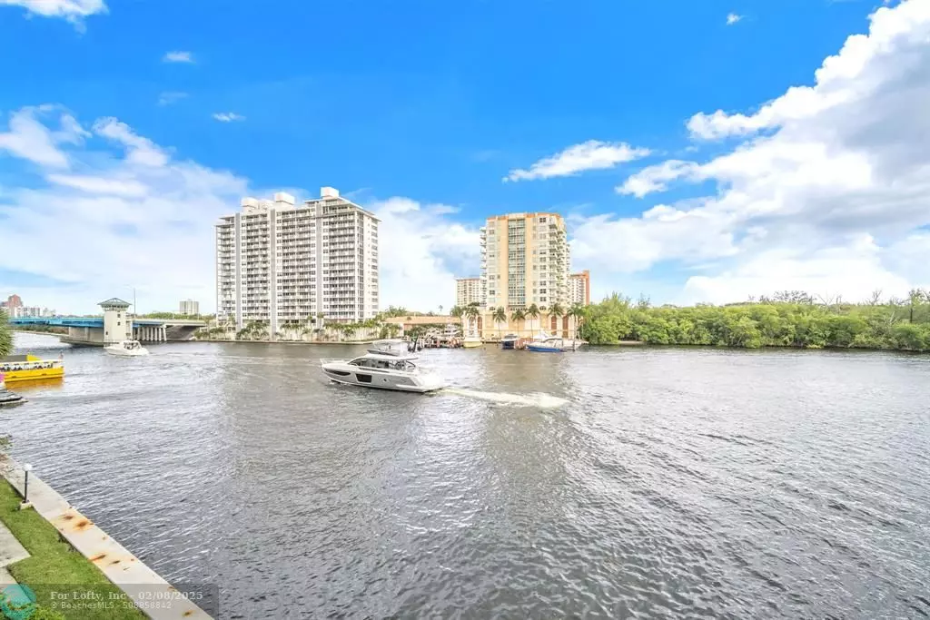 Fort Lauderdale, FL 33304,936 Intracoastal Drive  #3E