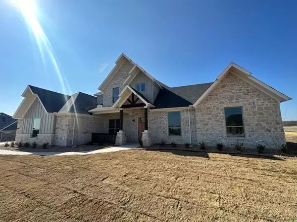 420 Solo Ridge Drive, Waxahachie, TX 75167