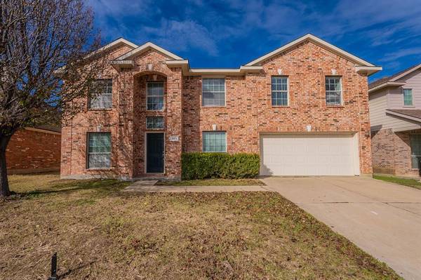 401 Kingfisher Lane, Arlington, TX 76002