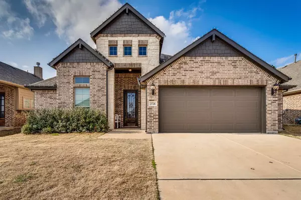 2728 Ben Thomas Street, Burleson, TX 76028