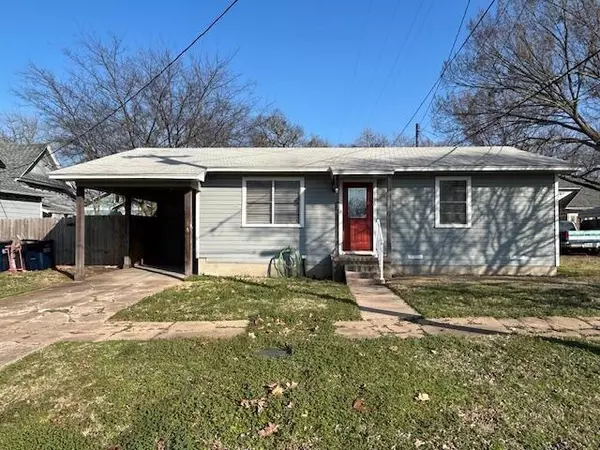 Whitewright, TX 75491,106 S Gowdy Street