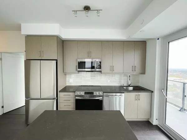 Richmond Hill, ON L4B 0H6,105 Oneida CRES #2510