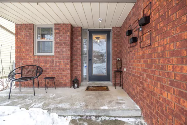 Centre Wellington, ON N1M 3M2,649 Holman CRES