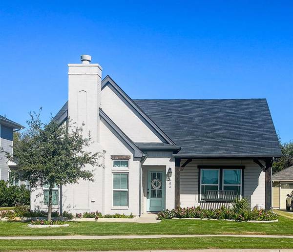 604 Joy Court, Burleson, TX 76028