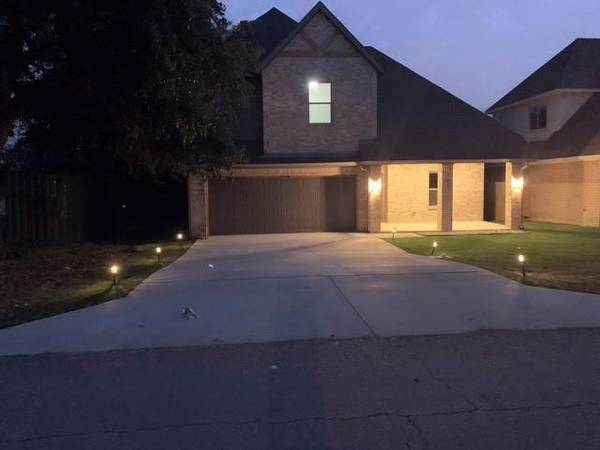 102 Hackberry Lane, Roanoke, TX 76262