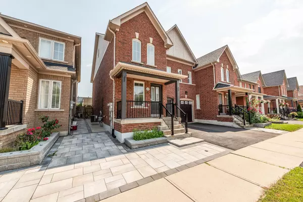 48 Carpendale CRES, Ajax, ON L1Z 2B7