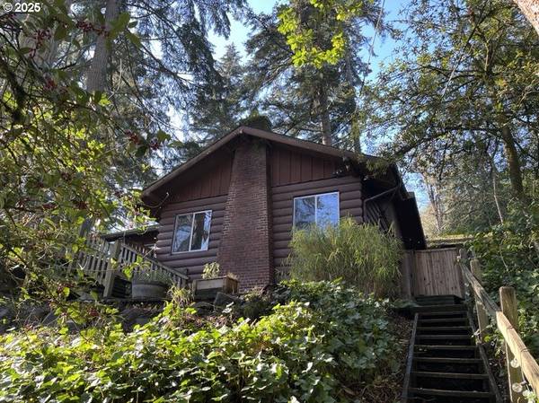 Eugene, OR 97403,1790 RIVERVIEW ST