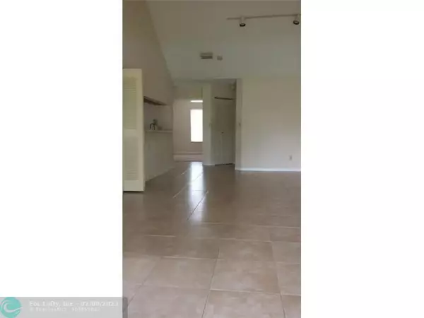 Coral Springs, FL 33071,1027 CORAL CLUB DR  #1027