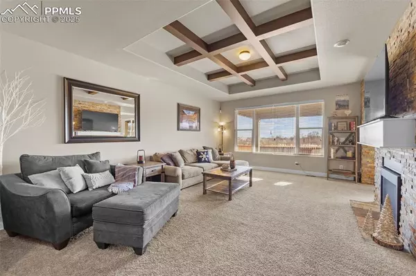 Colorado Springs, CO 80915,7437 N Sioux CIR