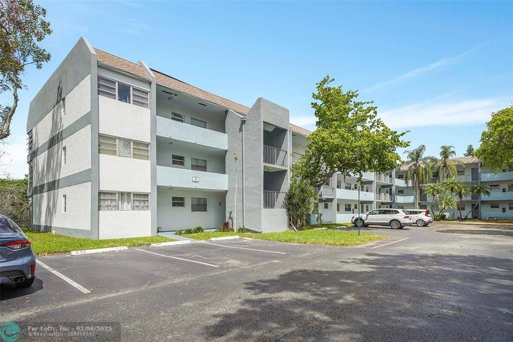 Tamarac, FL 33321,8341 Sands Point Blvd  #202B