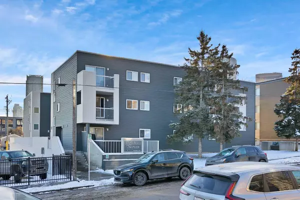 Calgary, AB T3A 0X9,431 1 AVE Northeast #104