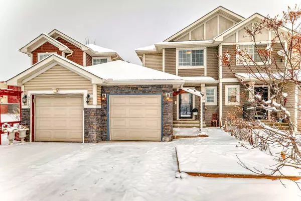 211 Cranberry GN SE, Calgary, AB T3M 1L3