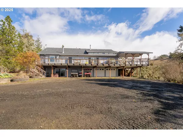 Roseburg, OR 97470,GROUSE BUTTE LN