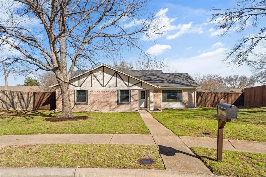 1716 Hendrick Drive, Plano, TX 75074