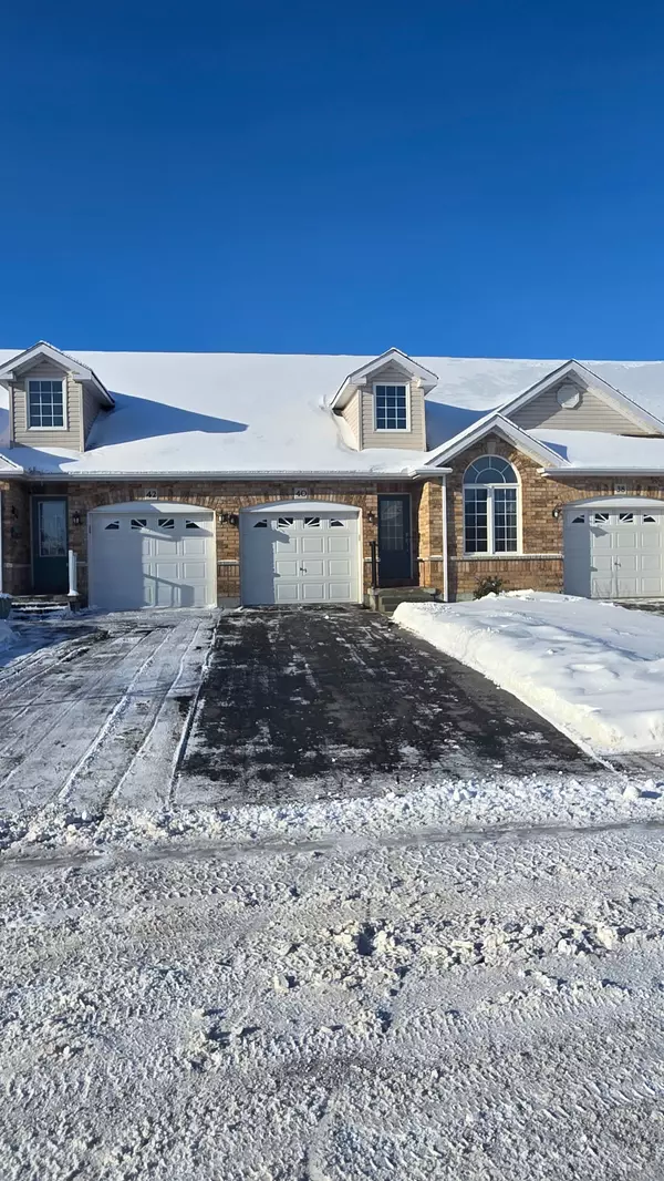 40 SARAH CT, Belleville, ON K8P 0B2