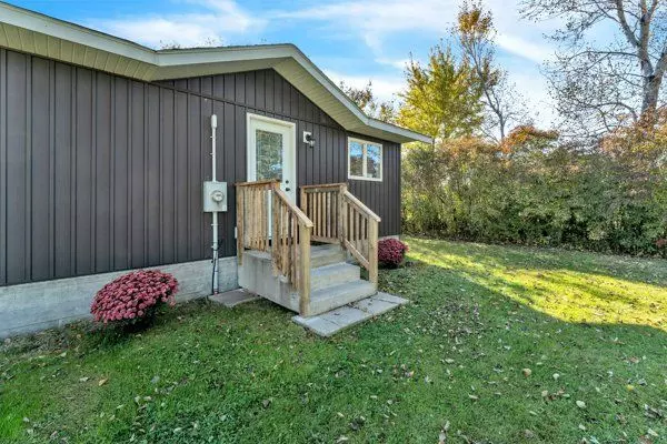 South Frontenac, ON K0H 1H0,3061 Sunbury RD