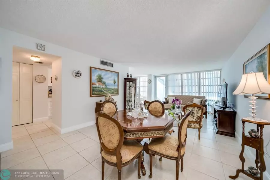 231 174th Street  #1911, Sunny Isles Beach, FL 33160