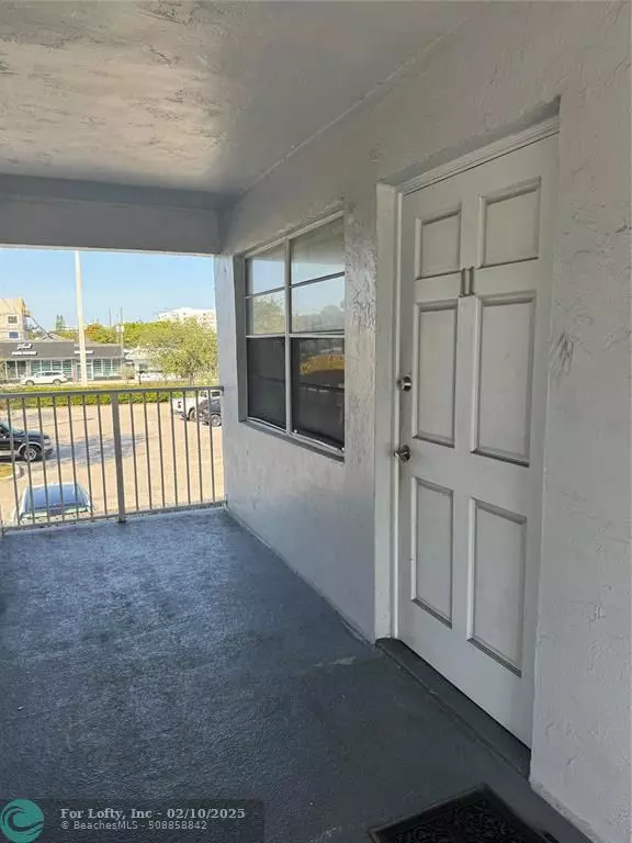 8 SE 19th Ave  #11, Pompano Beach, FL 33060