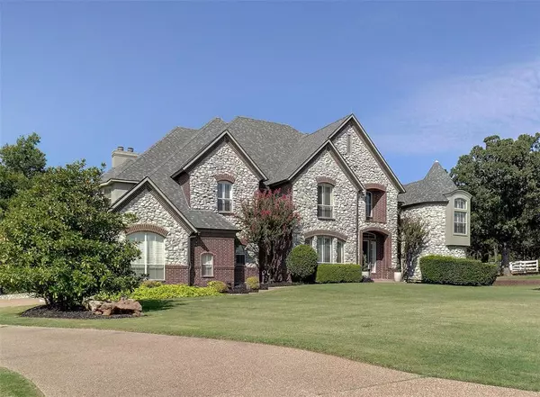 419 E Hickory Ridge Circle, Argyle, TX 76226