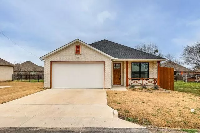 284 Cosey Street, Palmer, TX 75152