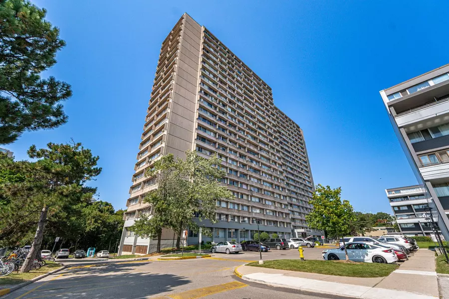 10 SUNNY Glenway #607, Toronto C11, ON M3C 2Z3