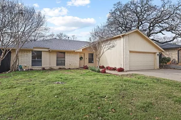 Arlington, TX 76017,5124 Red River Drive