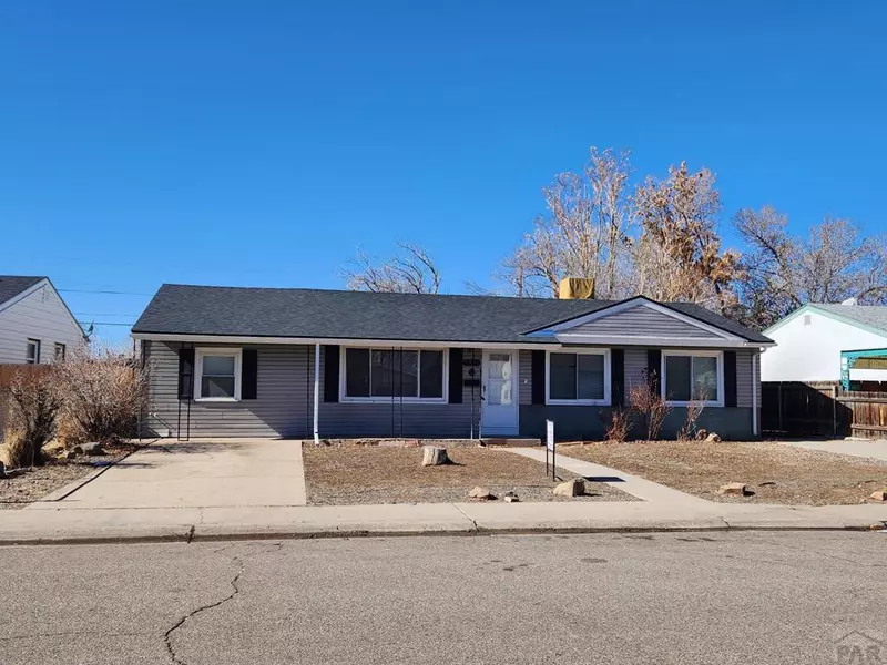 2561 Hyacinth St, Pueblo, CO 81005