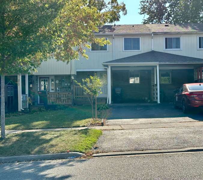 215 Royal Salisbury WAY, Brampton, ON L6V 3J5