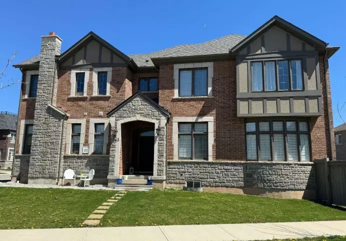 Oakville, ON L6M 0T1,3345 Erasmum ST